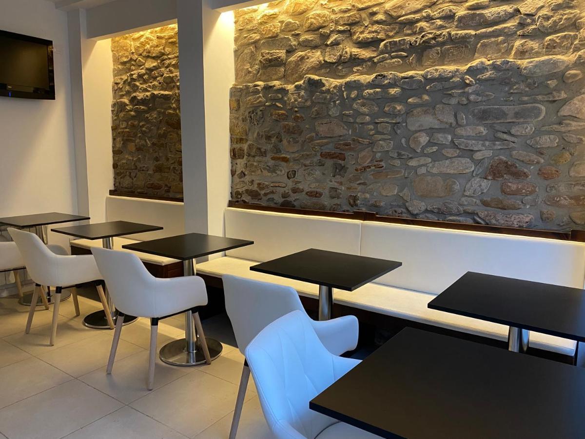Suria Hostal Somnis מראה חיצוני תמונה